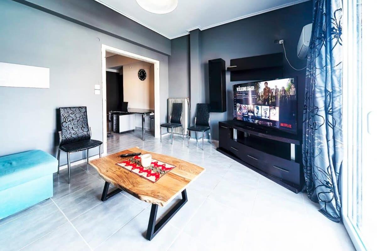 Topfloor Central Apt With Urban Views,3' To Metro Athens Exterior photo