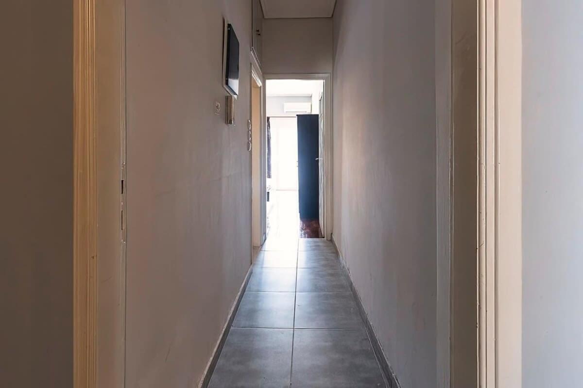 Topfloor Central Apt With Urban Views,3' To Metro Athens Exterior photo