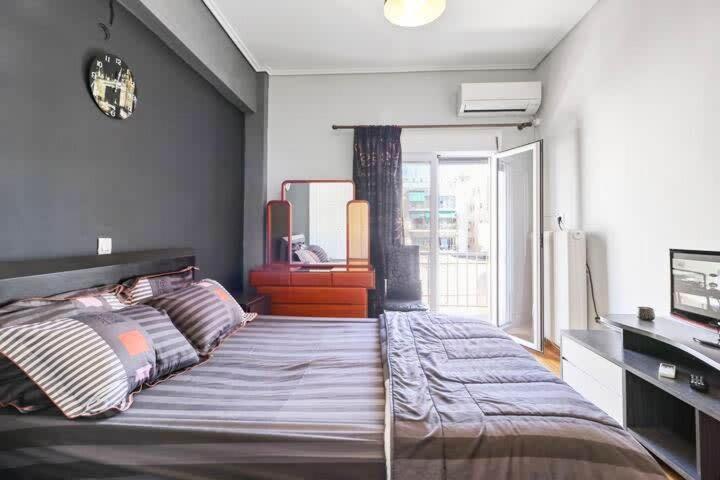 Topfloor Central Apt With Urban Views,3' To Metro Athens Exterior photo