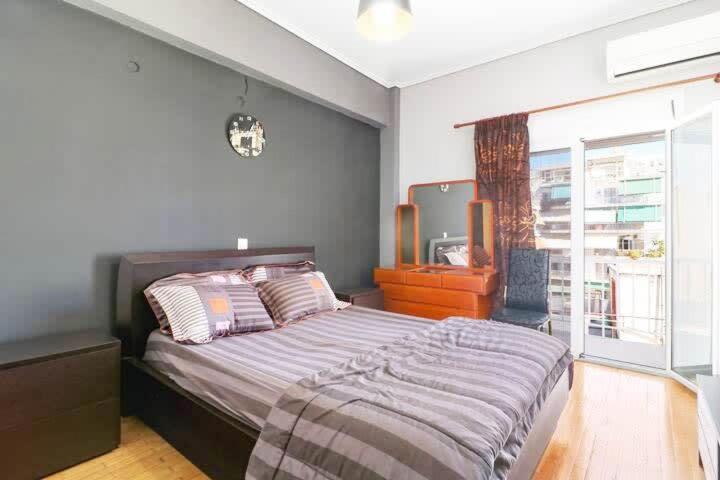 Topfloor Central Apt With Urban Views,3' To Metro Athens Exterior photo